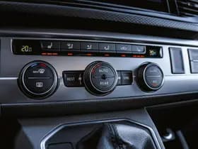 Volkswagen Caravelle thumbnail 21