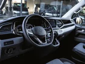 Volkswagen Caravelle thumbnail 28