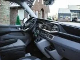 Volkswagen Caravelle thumbnail 55