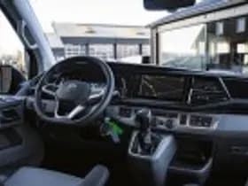 Volkswagen Caravelle thumbnail 57