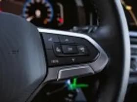 Volkswagen Caravelle thumbnail 61