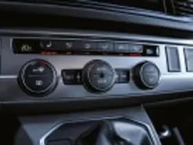 Volkswagen Caravelle thumbnail 67