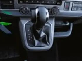 Volkswagen Caravelle thumbnail 71