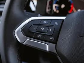 Volkswagen Caravelle thumbnail 93