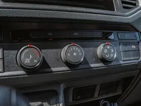 Volkswagen Crafter thumbnail 16