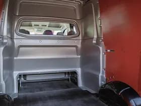 Volkswagen Crafter thumbnail 75