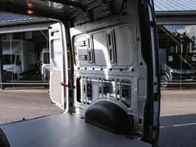 Volkswagen Crafter thumbnail 33