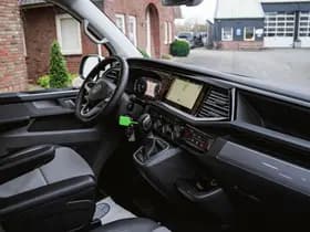 Volkswagen Caravelle thumbnail 12