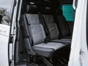 Volkswagen Caravelle thumbnail 53