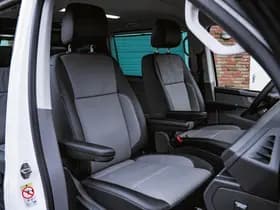 Volkswagen Caravelle thumbnail 86