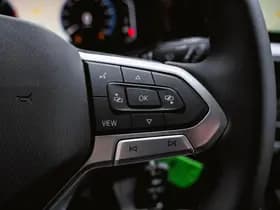 Volkswagen Caravelle thumbnail 92