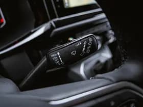 Volkswagen Caravelle thumbnail 94