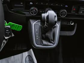 Volkswagen Caravelle thumbnail 99