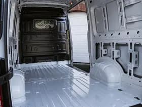 Volkswagen Crafter thumbnail 108