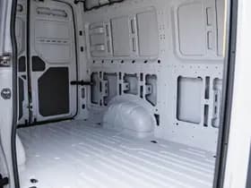 Volkswagen Crafter thumbnail 120