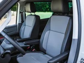 Volkswagen Caravelle thumbnail 109