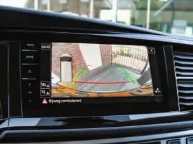 Volkswagen Caravelle thumbnail 16