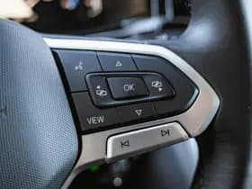 Volkswagen Caravelle thumbnail 26