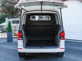 Volkswagen Caravelle thumbnail 33