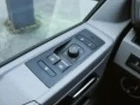 Volkswagen Caravelle thumbnail 69