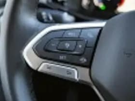 Volkswagen Caravelle thumbnail 71