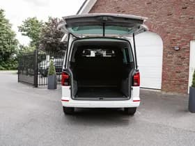 Volkswagen Caravelle thumbnail 109