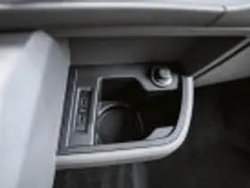 Volkswagen Caravelle thumbnail 69