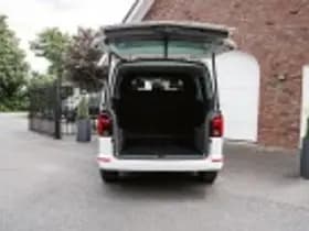 Volkswagen Caravelle thumbnail 77