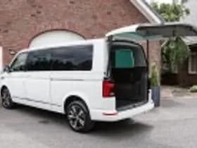 Volkswagen Caravelle thumbnail 78