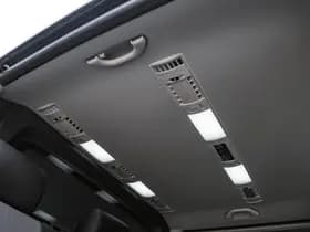 Volkswagen Caravelle thumbnail 86