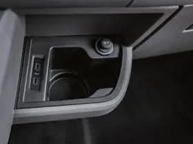 Volkswagen Transporter T61 thumbnail 22