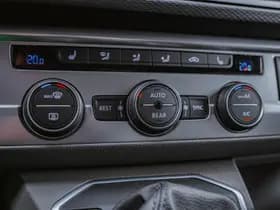 Volkswagen Caravelle thumbnail 104