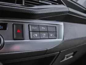 Volkswagen Caravelle thumbnail 106