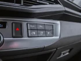 Volkswagen Caravelle thumbnail 71