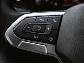 Volkswagen Caravelle thumbnail 15