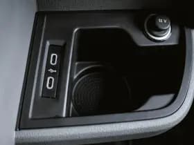 Volkswagen Caravelle thumbnail 25