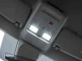 Volkswagen Caravelle thumbnail 32