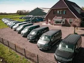 Volkswagen Caravelle thumbnail 40