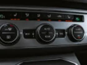 Volkswagen Caravelle thumbnail 70