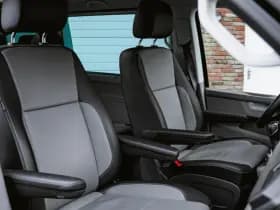 Volkswagen Caravelle thumbnail 8
