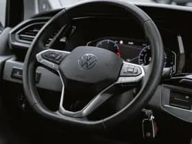 Volkswagen Caravelle thumbnail 95