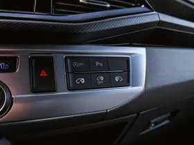 Volkswagen Caravelle thumbnail 115