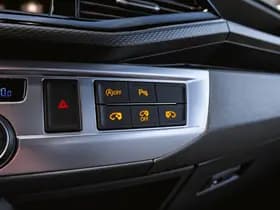 Volkswagen Caravelle thumbnail 23