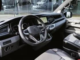 Volkswagen Caravelle thumbnail 32