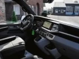 Volkswagen Caravelle thumbnail 61