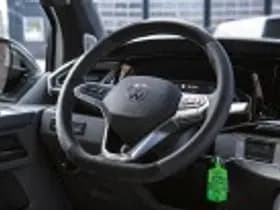 Volkswagen Caravelle thumbnail 65