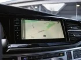 Volkswagen Caravelle thumbnail 71