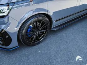 Volkswagen Caravelle thumbnail 2