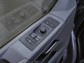 Volkswagen Caravelle thumbnail 119