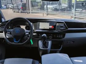 Volkswagen Caravelle thumbnail 13